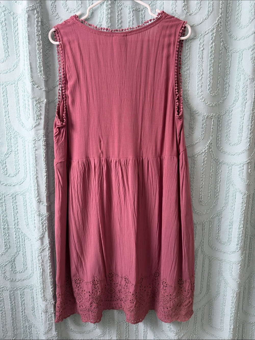 Knox Rose Dusty Rose Embroidered Sleeveless Dress - Picture 2 of 2